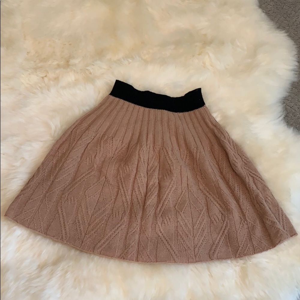 Wool mini skirts